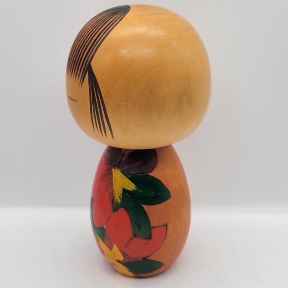 Wooden Doll with Floral Design 6.5" Approx. Japanese Creative KOKESHI Doll Vtg - Picture 2 of 9